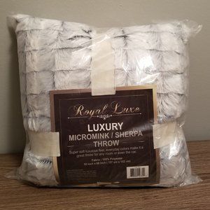 NWT/NIB Royal Luxe "Luxury" Micromink/Sherpa Throw